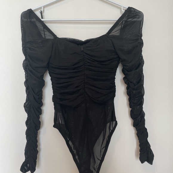 Princess Polly Delaney Bodysuit Size 2 - Picture 4 of 4